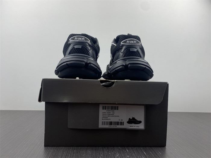 TRACK SNEAKER TS048