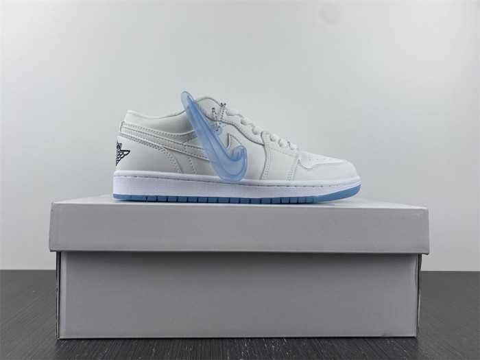 Nike Dunk Low1