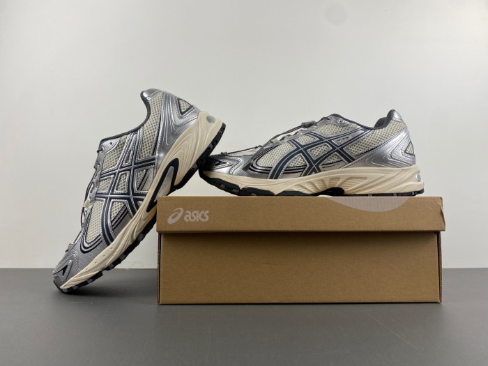 As*ic*s gel-kahana tr v4 silver white 1203a497-200