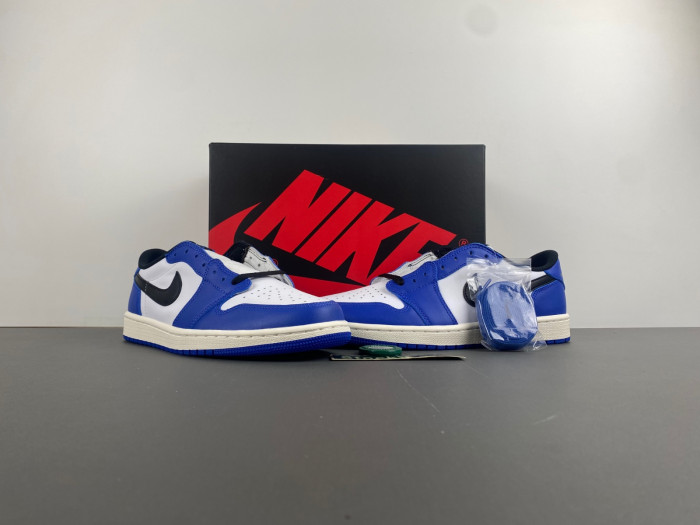 AIR JORDAN 1 Retro Low OG