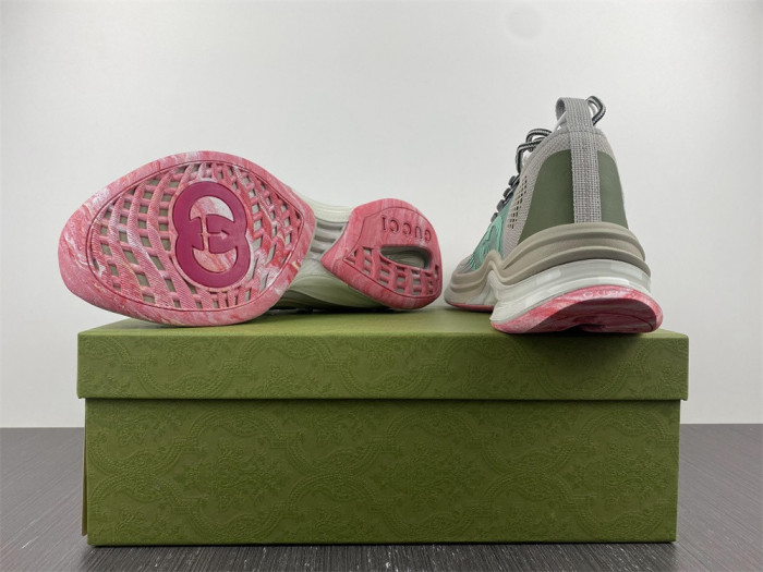 GUCC* SNEAKER 126