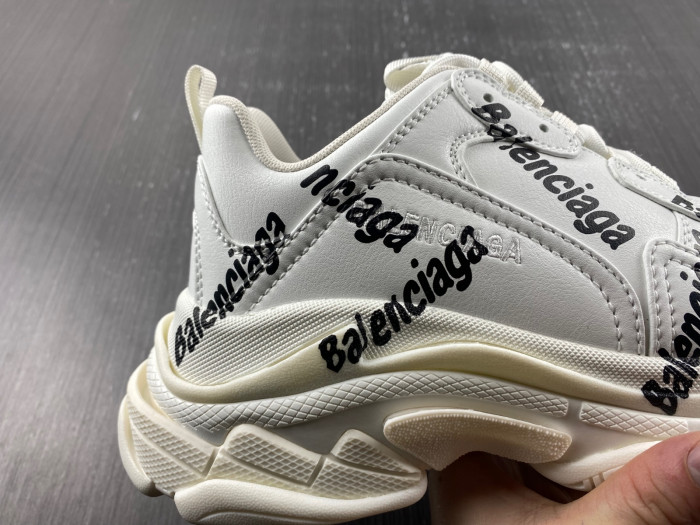 TRIPLES TRAINER SNEAKERS 2000090