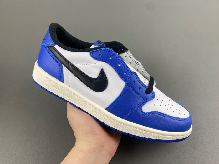 AIR JORDAN 1 Retro Low OG