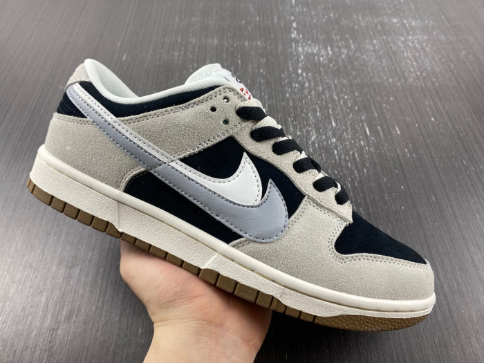 Nike Dunk Low “STENCIL