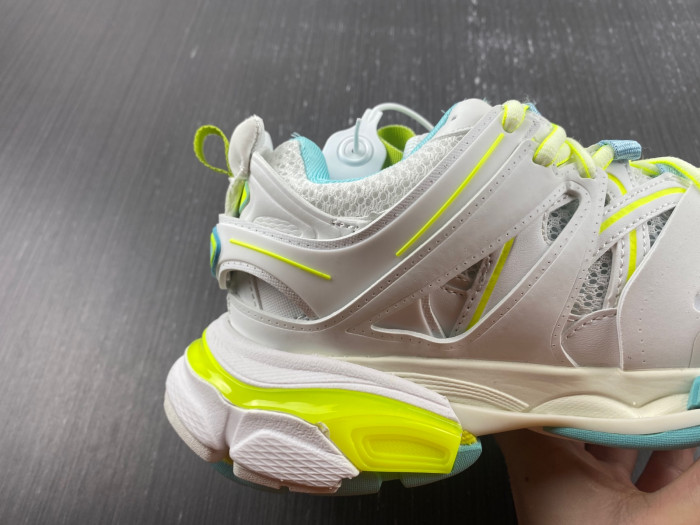 TRACK SNEAKER TS052