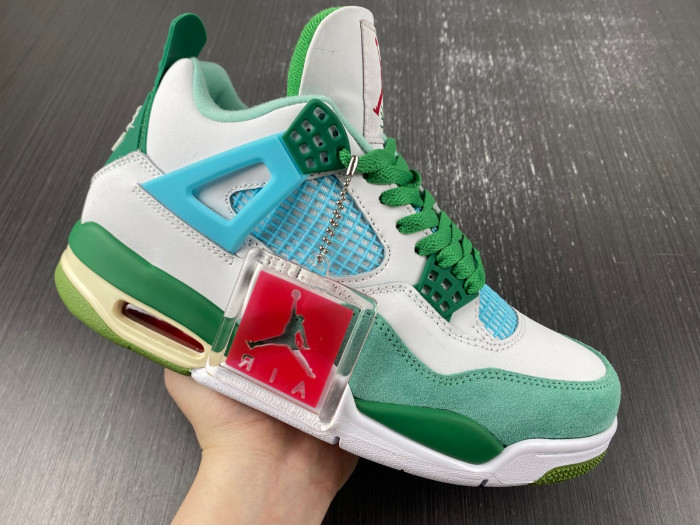 Air Jordan 4