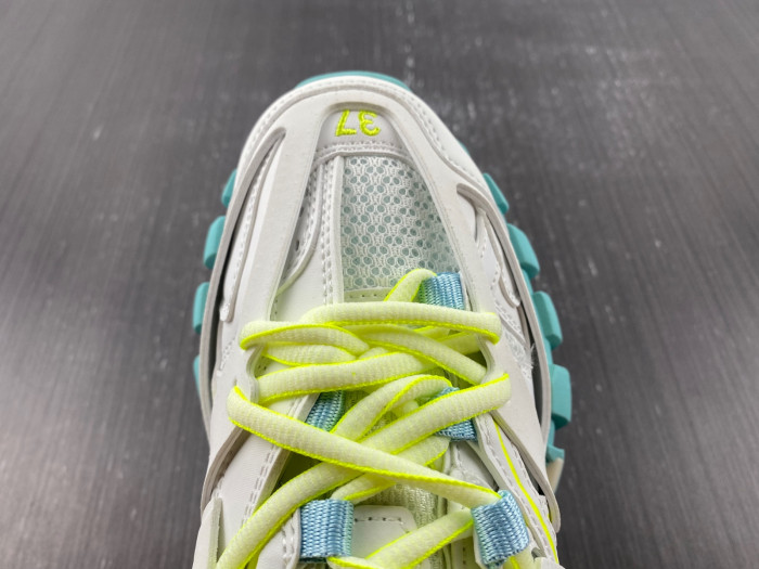 TRACK SNEAKER TS052