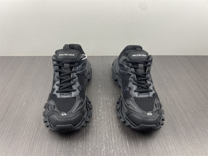 TRACK SNEAKER TS048