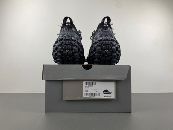 DEFENDER SNEAKER DS030