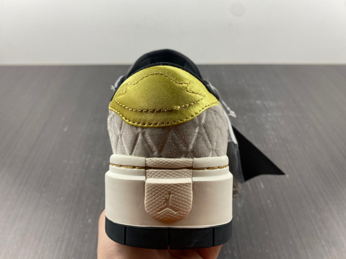 Jordan 1 Elevate Low SE Anthracite Light Bone (W) DV1494-001