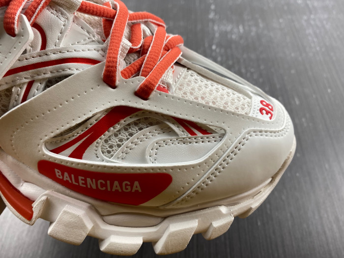 TRACK SNEAKER TS050
