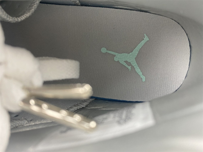 AIR JORDAN 6 MINT FOAM WMNS DQ4914-103