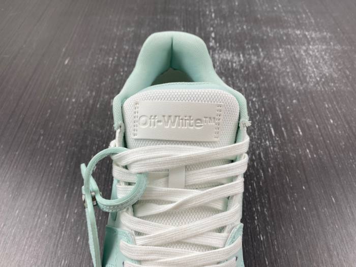 OFW SNEAKER