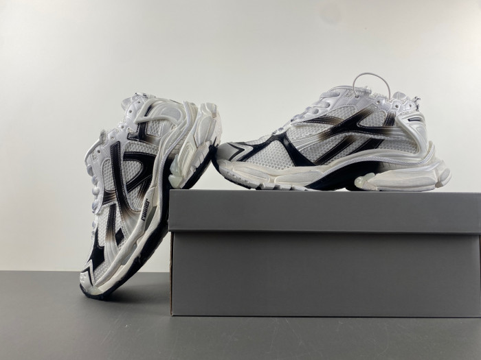 RUNNER SNEAKER RS096
