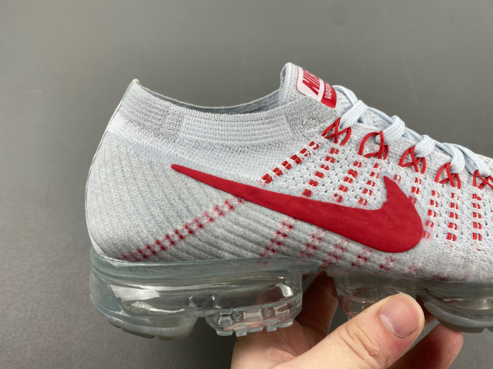 NIKE AIR VAPORMAX