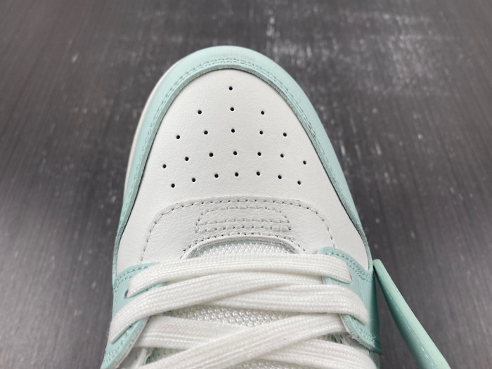 OFW SNEAKER