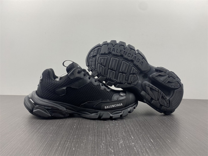 TRACK SNEAKER TS048