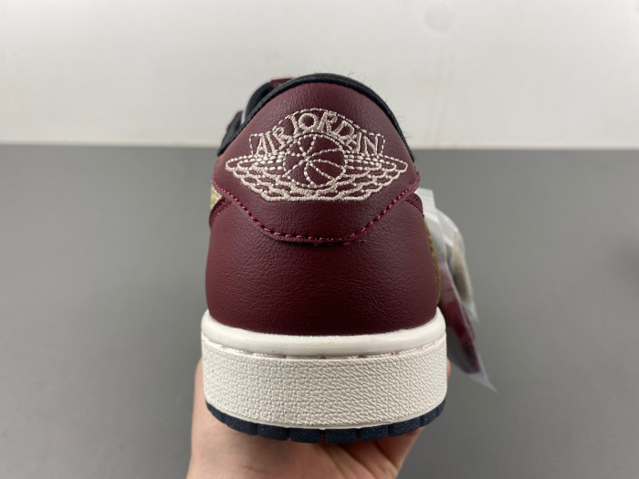 Travis Scott x Air Jordan 1