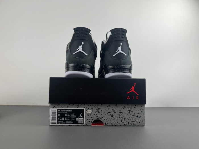 Air Jordan 4 Retro