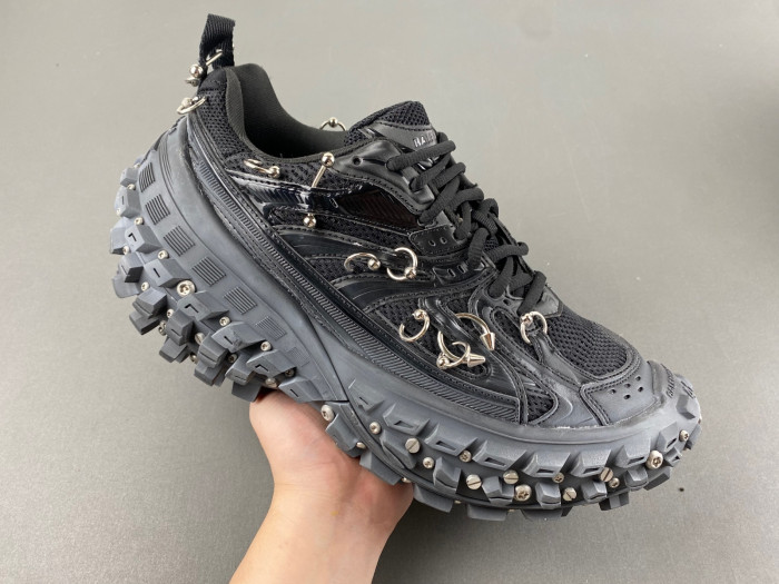 DEFENDER SNEAKER DS030