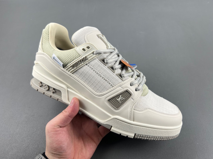 LV TRAINER SNEAKER LVT-000630