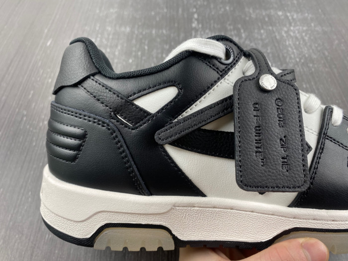 OFW SNEAKER