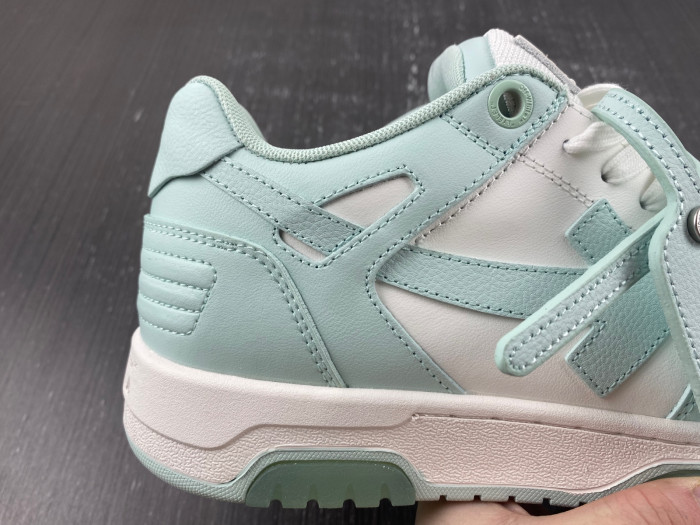 OFW SNEAKER