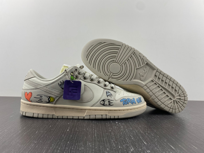 Nike Dunk Low Chrome Hearts