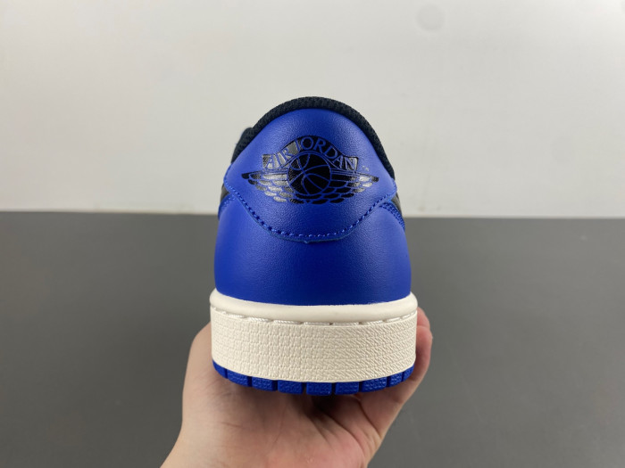 AIR JORDAN 1 Retro Low OG