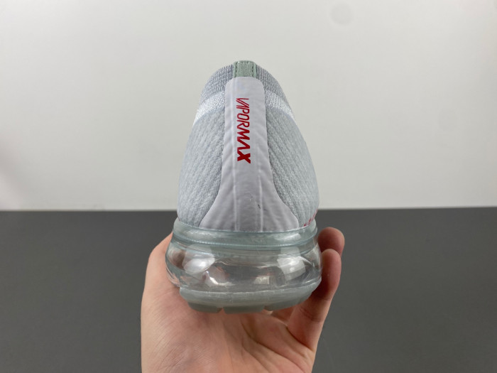 NIKE AIR VAPORMAX