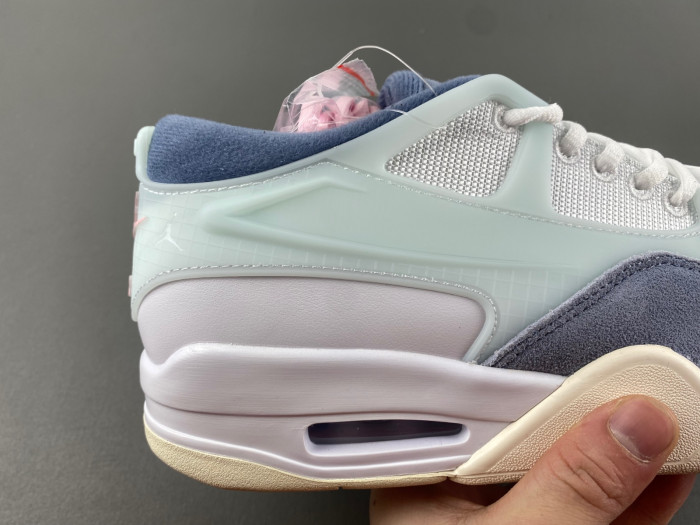 Air Jordan 4 RM