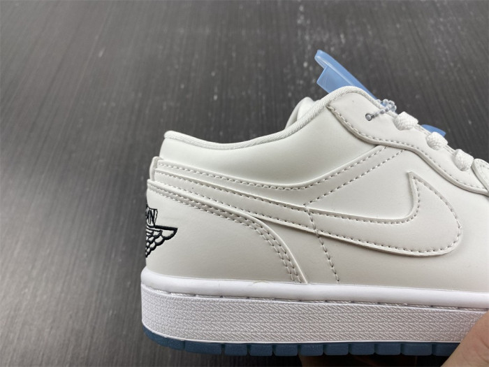 Nike Dunk Low1