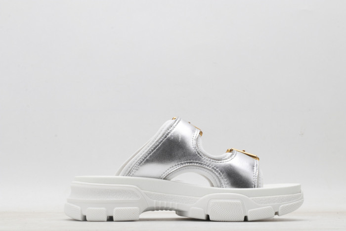 Gucc* Sandal39