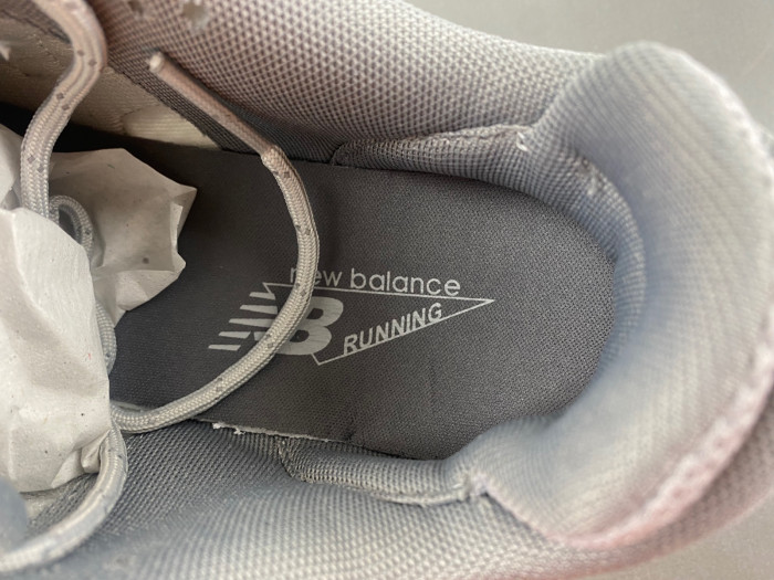 NEW BALANCE 1000