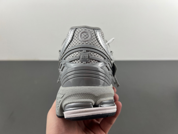 NEW BALANCE SNEAKER 1906A