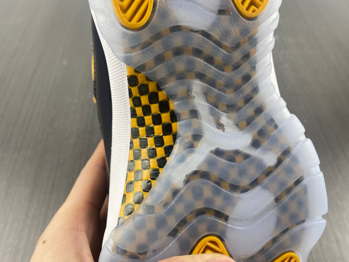 Air Jordan 11 0000