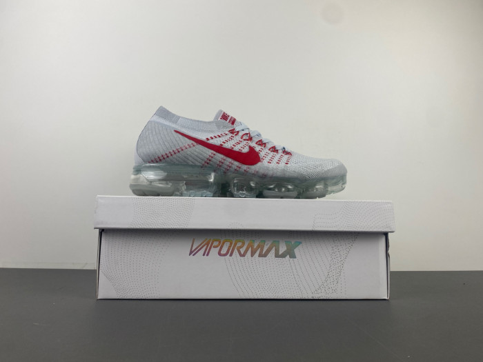 NIKE AIR VAPORMAX