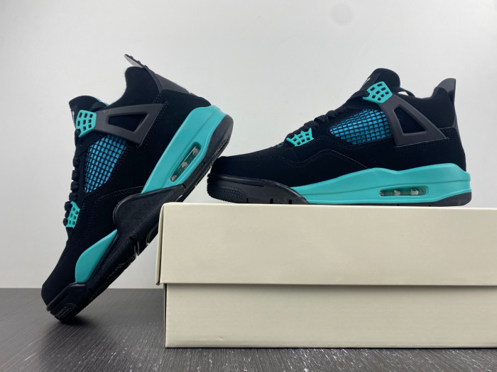 JORDAN 4 RETRO SB