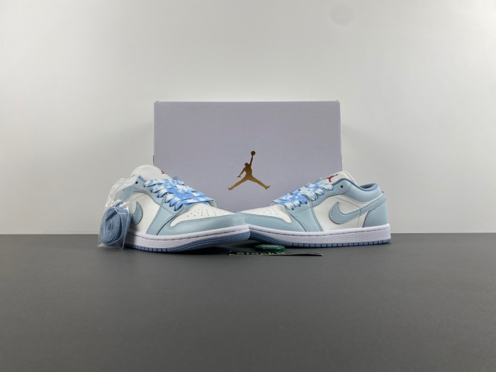 AIR JORDAN 1 LOW