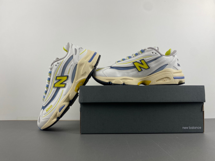 NEW BALANCE 1000