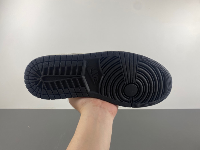 PSG x Air Jordan 1 Low HF8828-100