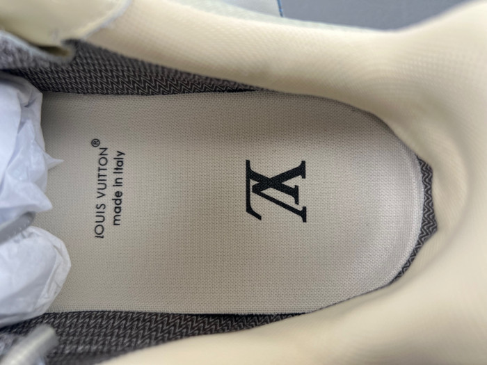 LV TRAINER SNEAKER LVT-000630