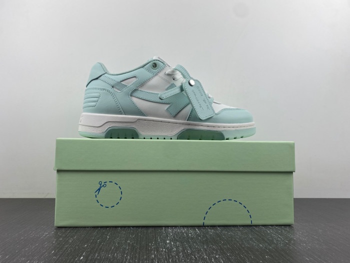 OFW SNEAKER