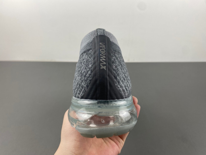 NIKE AIR VAPORMAX