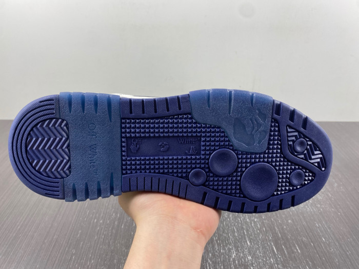 OFW SNEAKER