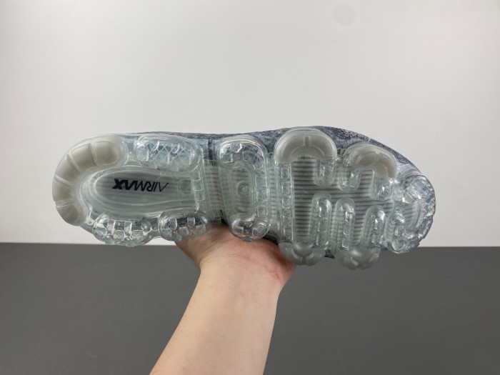NIKE AIR VAPORMAX