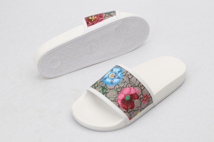 Gucc* Sandal29
