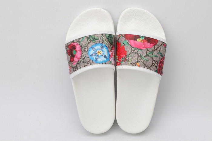 Gucc* Sandal29