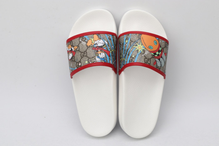Gucc* Sandal30