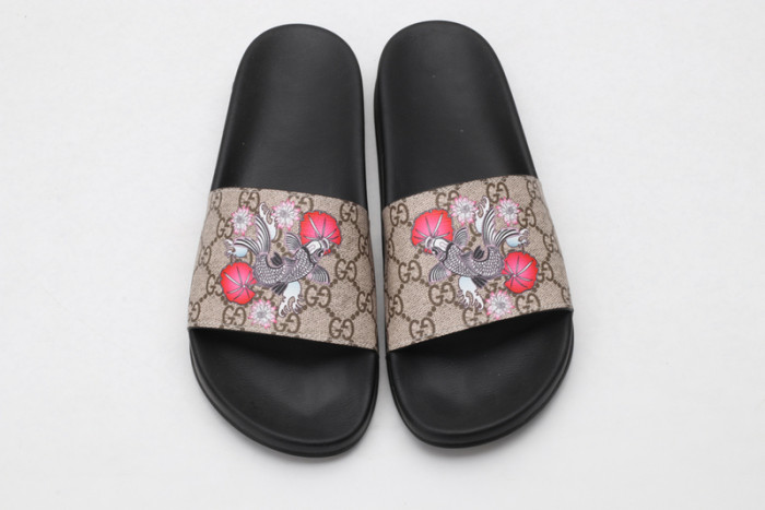 Gucc* Sandal31